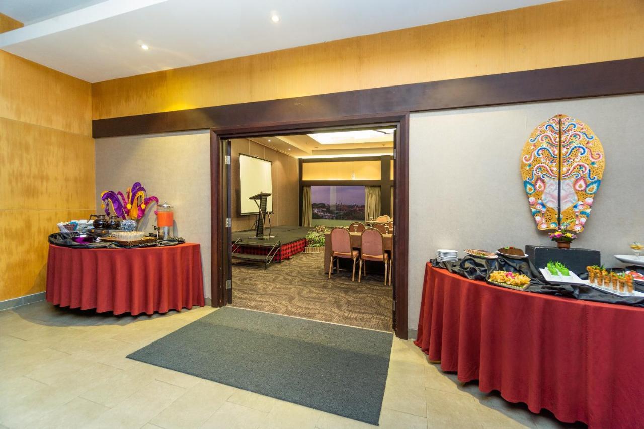 Quest Hotel Kuta By Aston Dış mekan fotoğraf
