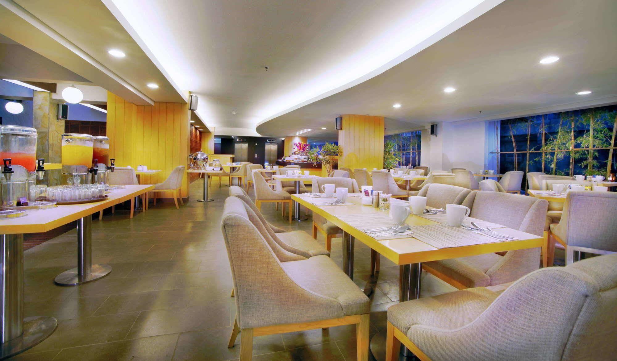 Quest Hotel Kuta By Aston Dış mekan fotoğraf